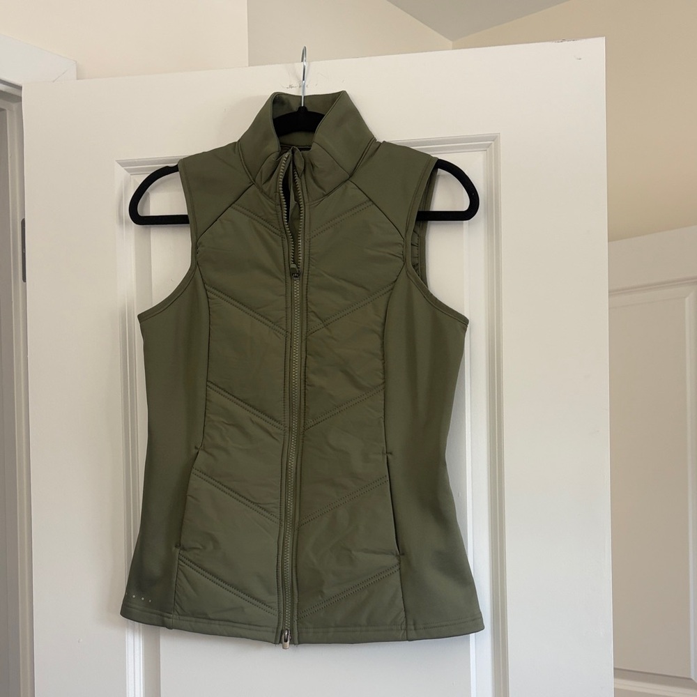 Avia Women's Olive Sleeveless Vest